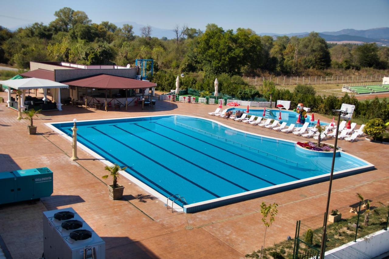 Balneo And Spa Complex Mineral Yagoda Exterior foto